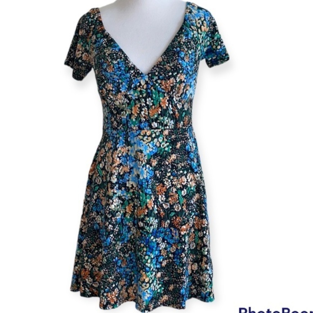 Revamped‎ small floral fit and flare mini dress